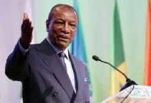 Guinée: Alpha Condé réagit aux nouvelles accusations de la junte