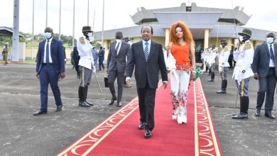 Cameroun: Paul Biya "supplié" de se présenter à la présidentielle de 2025 après 41 ans de pouvoir
