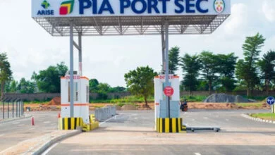 Port sec de PIA