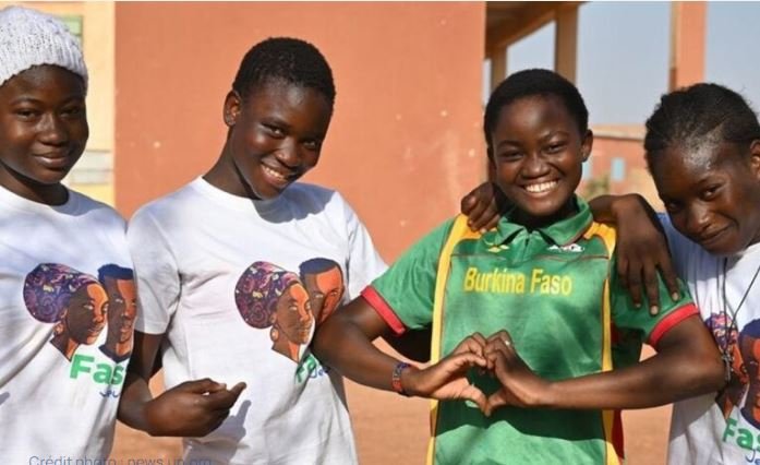 le gouvernement burkinabè adopter 236 enfants des militaires